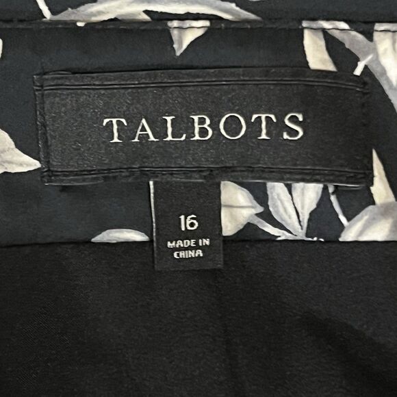 Talbots Womens Size 16 A-Line Skirt Printed Floral Bird Cage Black Scalloped - Picture 3 of 3